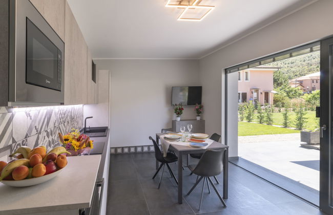 Apartamento de 3 quartos em Imperia com piscina e jardim - Foto 15