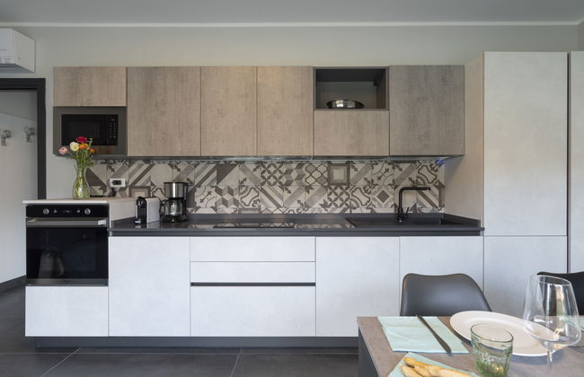 Apartamento de 3 quartos em Imperia com piscina e jardim - Foto 13