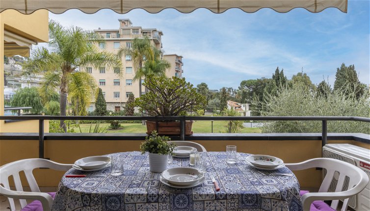 Foto 1 - Apartamento de 1 quarto em Sanremo com piscina e vistas do mar