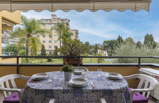 Photo 1 - Appartement de 1 chambre à Sanremo avec piscine et vues à la mer