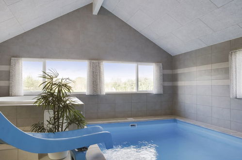 Foto 1 - Casa con 6 camere da letto a Idestrup con piscina privata e terrazza