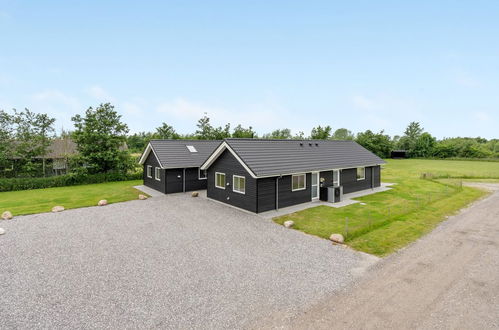 Photo 3 - Maison de 6 chambres à Idestrup avec piscine privée et terrasse