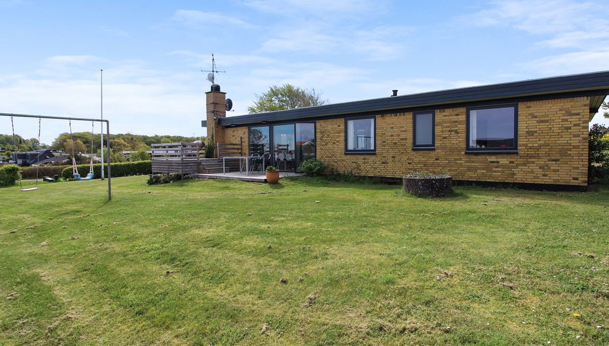 Casa de 3 quartos em Allingåbro com terraço - Foto 1