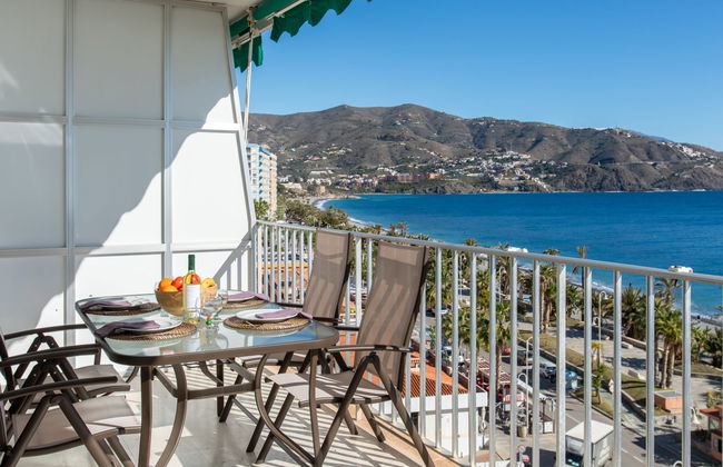 Apartamento de 3 quartos em Almuñécar com piscina e terraço - Foto 1