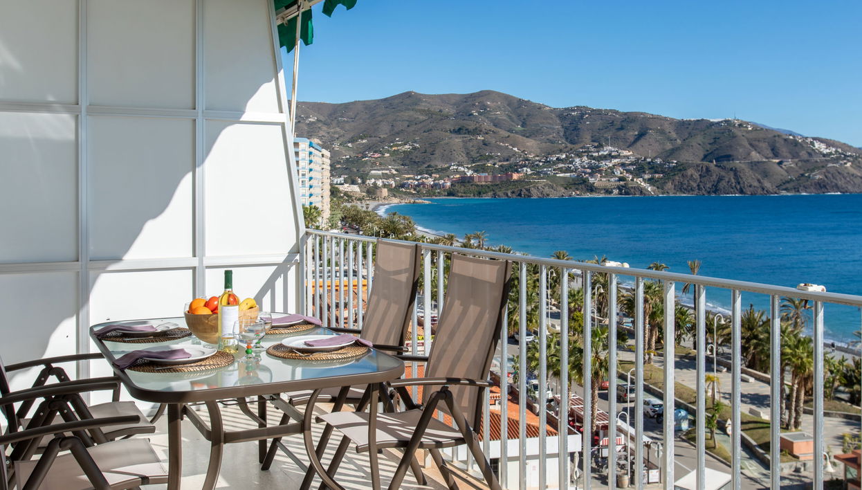 3 bedroom Apartment in Almuñécar with swimming pool and terrace - Photo 1