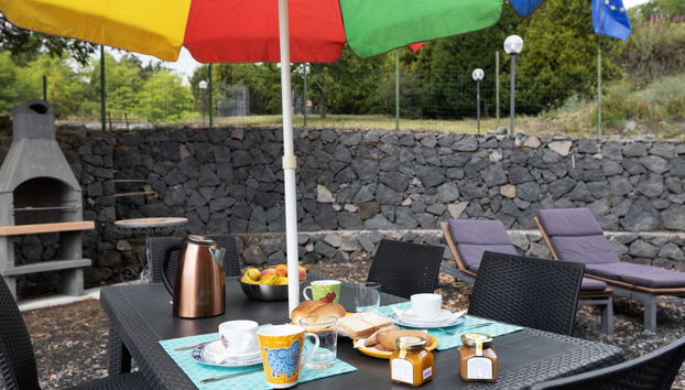 Haus mit 2 Schlafzimmern in Zafferana Etnea mit garten und terrasse - Foto 4