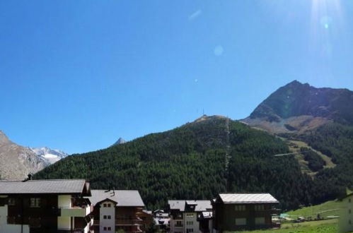 Photo 18 - 2 bedroom Apartment in Saas-Fee with garden and sauna