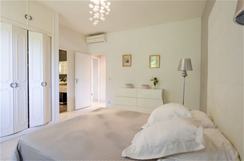 Foto 12 - Apartment mit 2 Schlafzimmern in Mouans-Sartoux mit terrasse