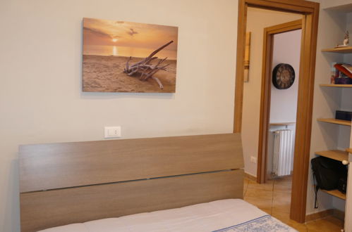 Foto 13 - Apartment mit 1 Schlafzimmer in Ventimiglia mit terrasse und blick aufs meer