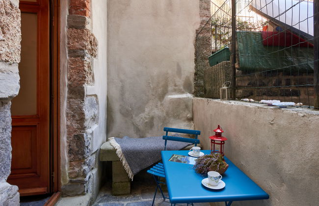 2 bedroom House in Lierna with garden and terrace - Photo 2