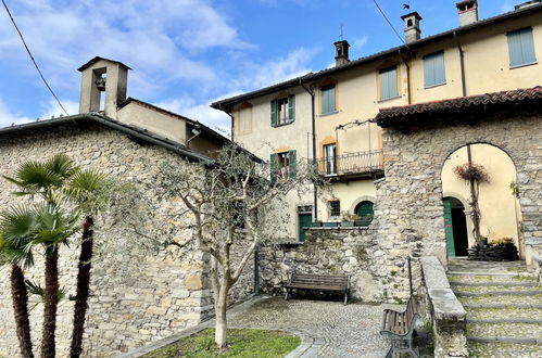 Photo 30 - Maison de 1 chambre à Lierna avec jardin et terrasse