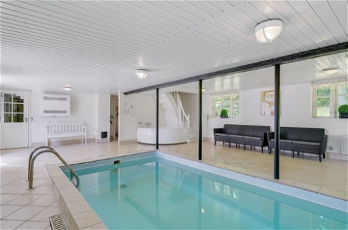 Foto 4 - Casa de 9 quartos em Tranekær com piscina privada e terraço