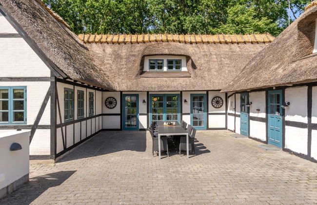 Casa de 8 quartos em Tranekær com piscina privada e terraço - Foto 12