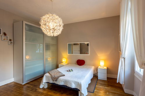 Foto 11 - Appartamento con 2 camere da letto a Saint-Malo con vista mare