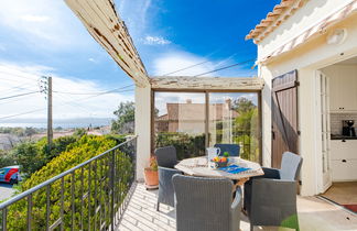 Photo 1 - Maison de 3 chambres à Saint-Raphaël avec terrasse