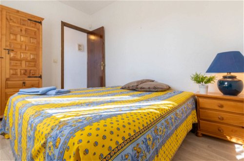 Foto 5 - Apartamento de 1 habitación en Castelló d'Empúries con terraza y vistas al mar
