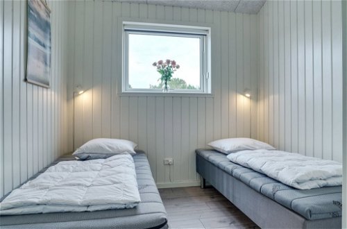 Photo 24 - 4 bedroom House in Klitmøller with terrace and sauna