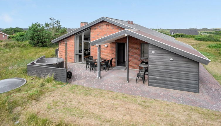 Photo 1 - Maison de 3 chambres à Ringkøbing avec terrasse et bain à remous