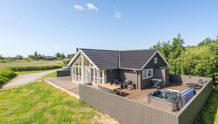 Foto 1 - Casa de 3 habitaciones en Rømø con terraza y bañera de hidromasaje