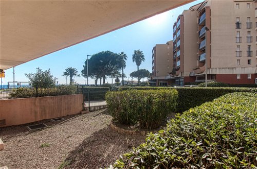 Foto 5 - Apartamento de 1 quarto em Fréjus com vistas do mar