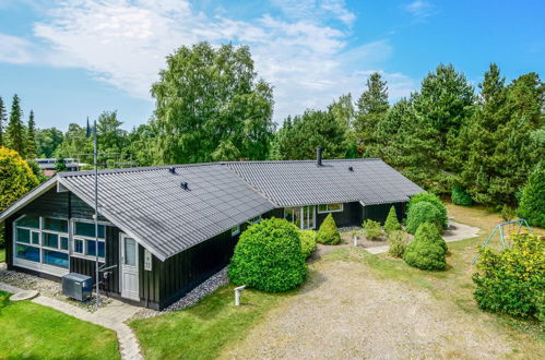 Foto 1 - Casa de 5 quartos em Væggerløse com piscina privada e terraço