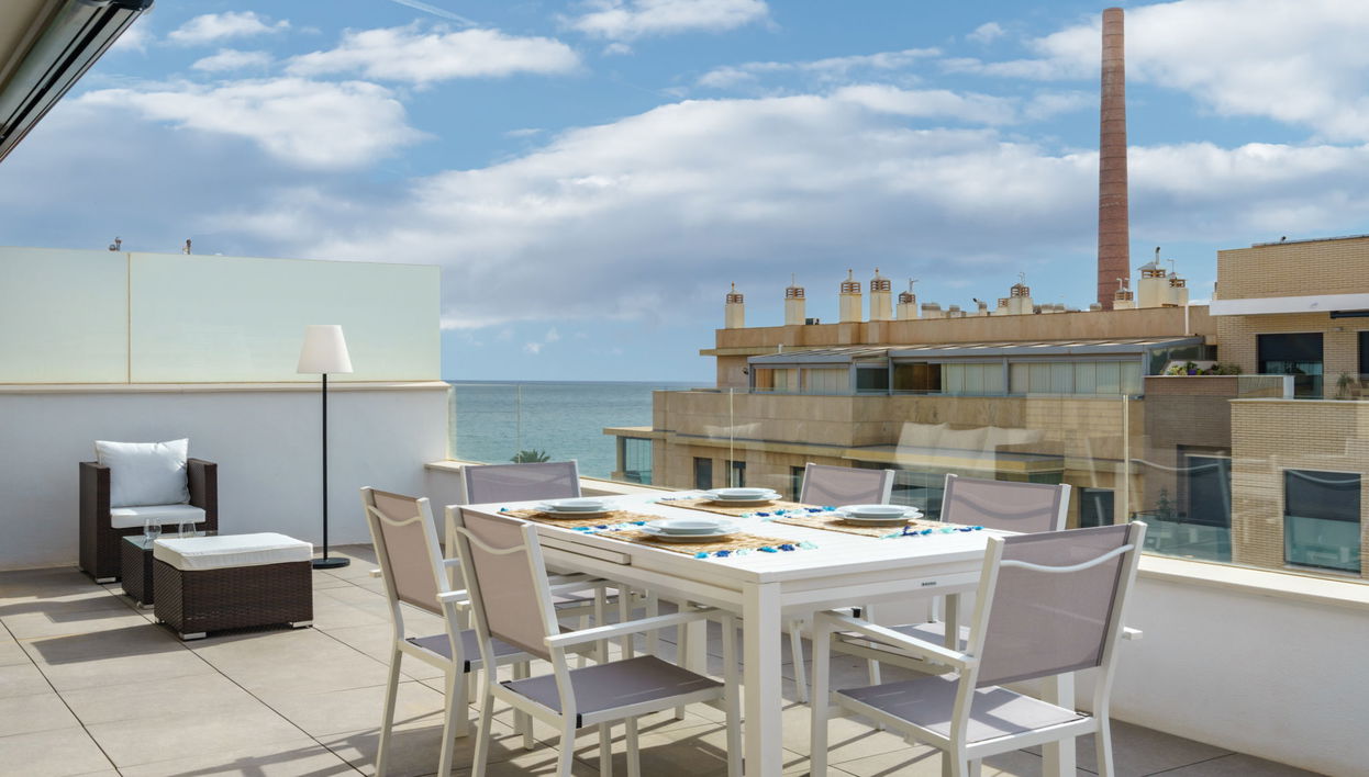Apartamento de 4 quartos em Málaga com piscina e terraço - Foto 1