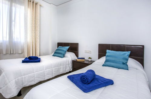 Photo 14 - Appartement de 2 chambres à Dénia avec piscine et vues à la mer