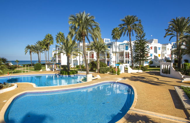 Apartamento de 3 quartos em Dénia com piscina e jardim - Foto 1
