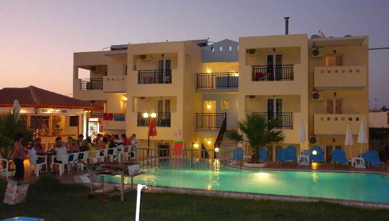 Sunshine Studios & Apartments - Foto 1