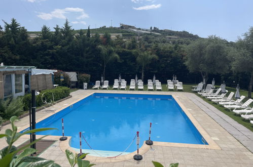 Foto 1 - Casa de 2 quartos em Santo Stefano al Mare com piscina e vistas do mar