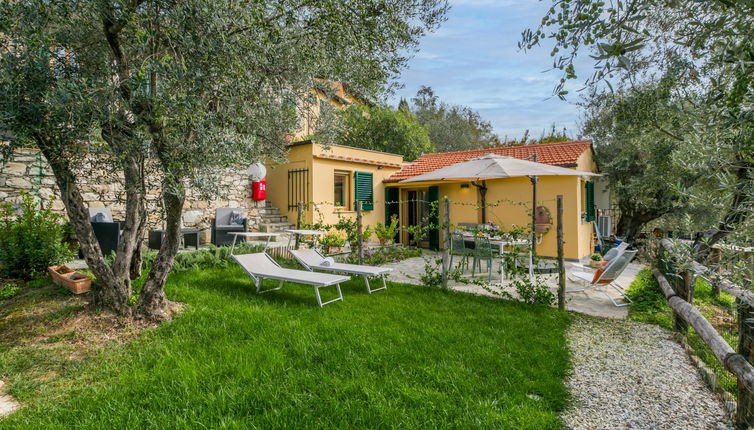 Photo 1 - Maison de 1 chambre à Sesto Fiorentino avec piscine et jardin