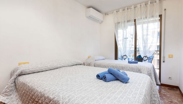 Apartment mit 2 Schlafzimmern in Salou mit schwimmbad und terrasse - Foto 5