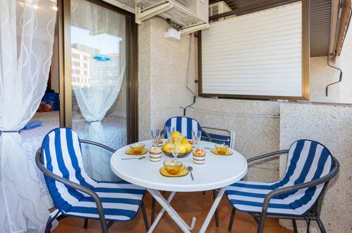 Photo 14 - 1 bedroom Apartment in Salou with swimming pool and terrace