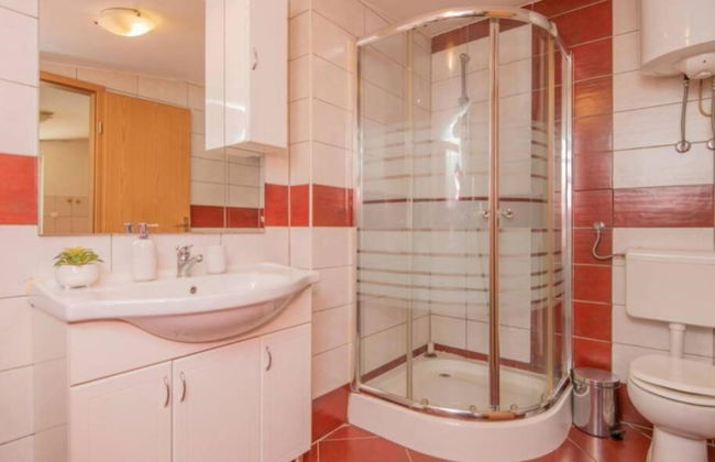 Casa de 4 quartos em Imotski com piscina privada e jardim - Foto 12