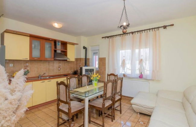 Casa de 4 quartos em Imotski com piscina privada e jardim - Foto 3