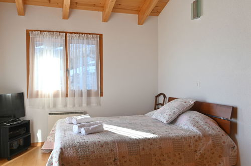 Photo 3 - 4 bedroom House in Chamoson with terrace and mountain view