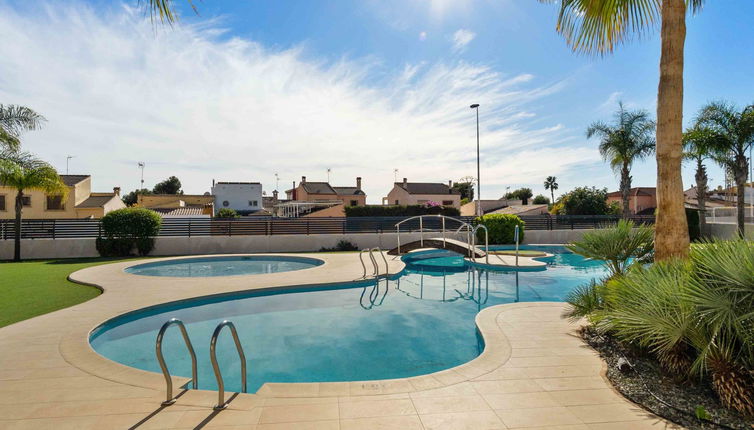 Foto 1 - Casa con 3 camere da letto a Torrevieja con piscina e vista mare