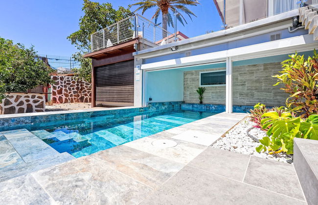 Villa With Pool and Beautiful Architecture - Foto 17