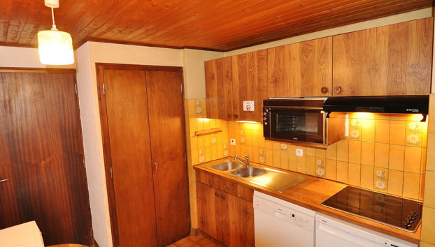 2 bedroom Apartment in La Chapelle-d'Abondance with garden - Photo 2