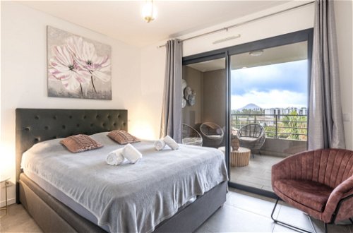 Foto 3 - Apartamento de 1 quarto em Porto-Vecchio com terraço e vistas do mar