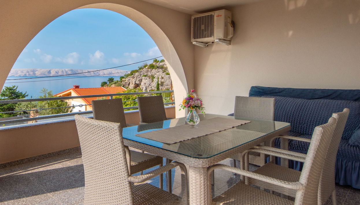 Apartment mit 3 Schlafzimmern in Karlobag mit terrasse - Foto 1