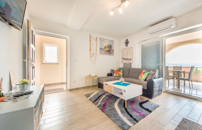 3 bedroom Apartment in Karlobag with terrace - Photo 11