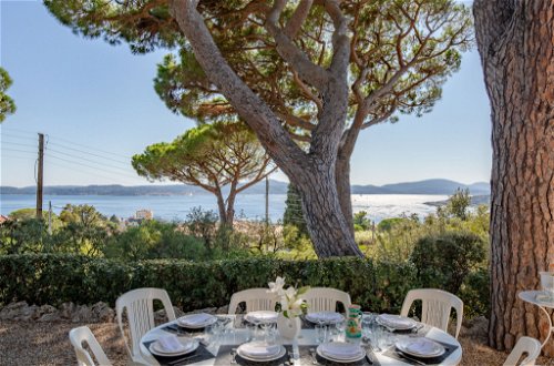 Foto 20 - Casa de 4 quartos em Sainte-Maxime com jardim e vistas do mar