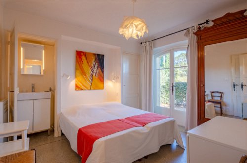 Foto 12 - Haus mit 4 Schlafzimmern in Sainte-Maxime mit garten und blick aufs meer