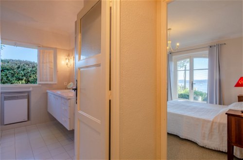 Foto 10 - Haus mit 4 Schlafzimmern in Sainte-Maxime mit garten und blick aufs meer