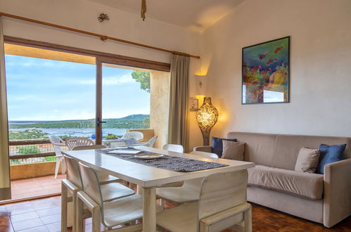 Foto 6 - Apartamento de 2 quartos em Golfo Aranci com piscina e vistas do mar