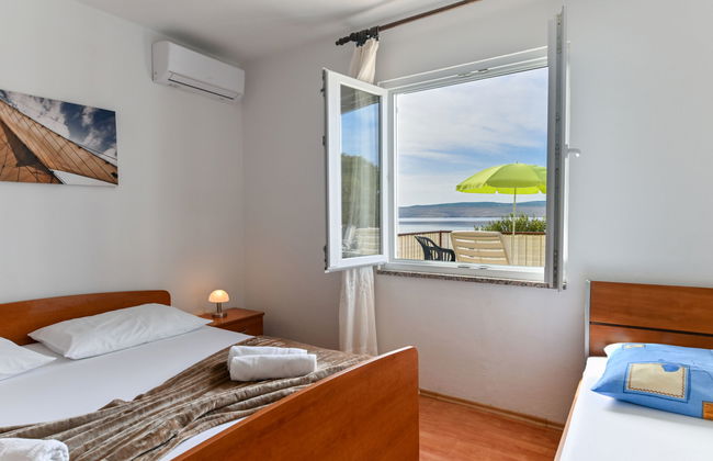 2 bedroom Apartment in Starigrad with garden and terrace - Photo 21