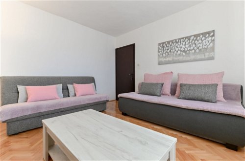 Foto 12 - Apartment mit 2 Schlafzimmern in Starigrad mit terrasse und blick aufs meer