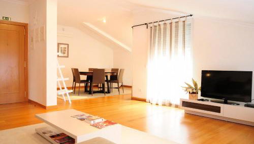 Cruz Apartments - Photo 1