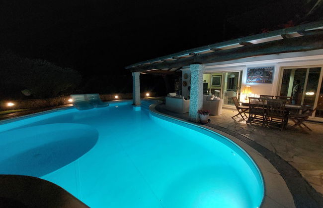 Casa de 5 quartos em Bari Sardo com piscina privada e jardim - Foto 37